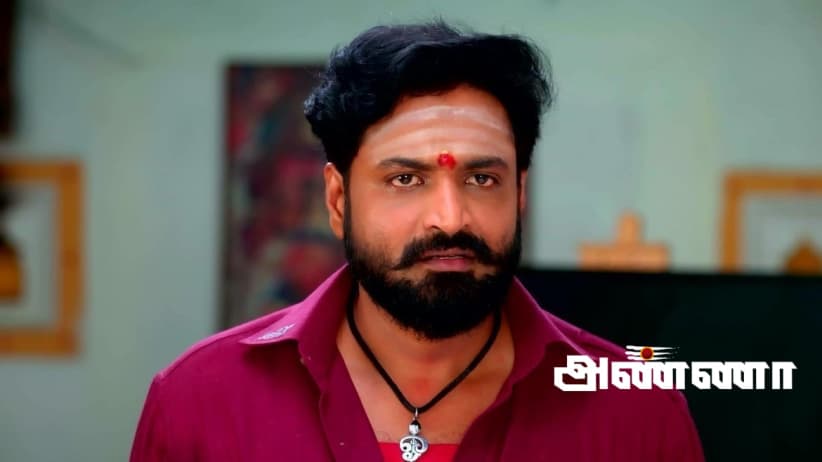 Soundirapandi Scolds Bharani