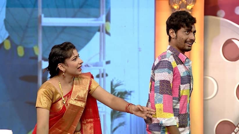 Tanushree and Shruti's Excellent Act