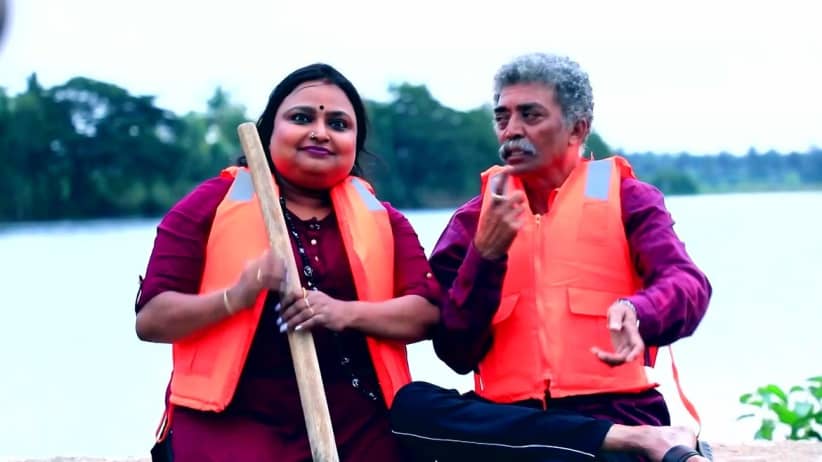 Jodi No 1's Couples Visit a Village