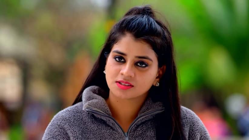 Siddharth Imitates Bommi