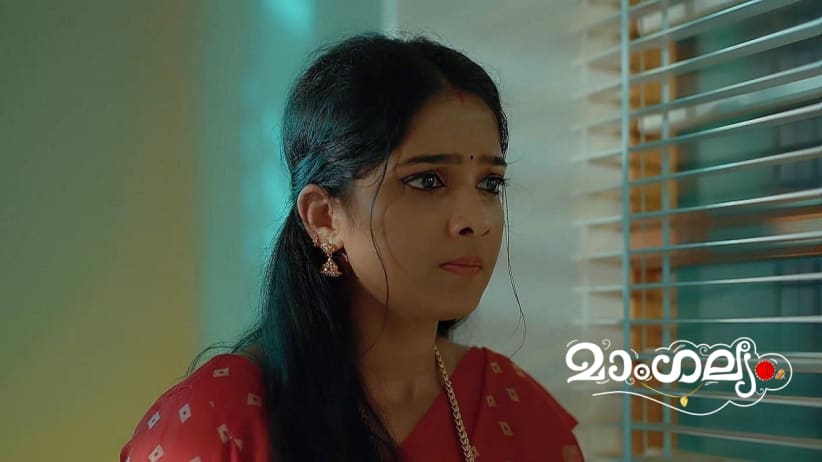 അനഘയെ നിലക്ക് നിർത്തുന്ന അർച്ചന
