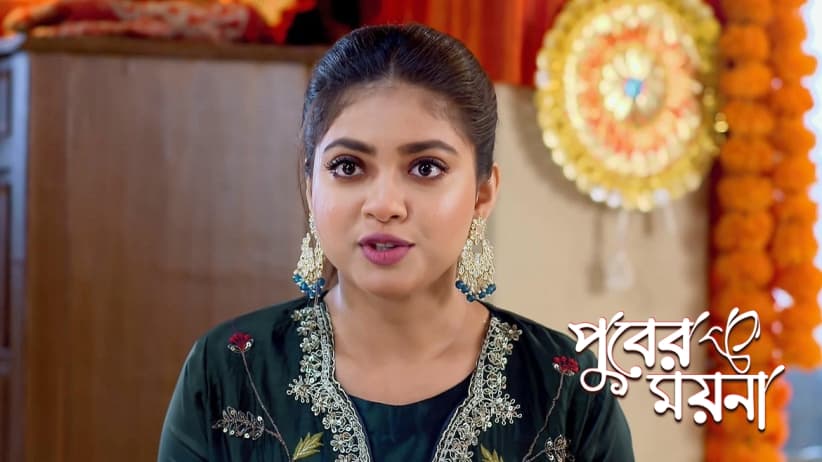 Moyna Sings on the Day of Laxmi Puja