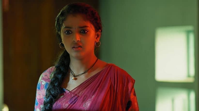 Apoorva Finds Shobha Devi’s Things with Bhoomi