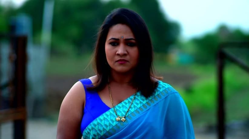 Dimple Confronts Ajit Kumar