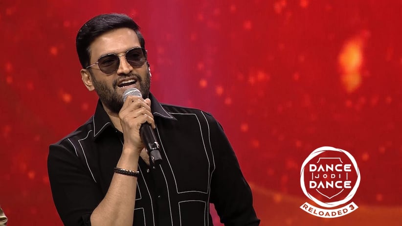Nitin and Vidya’s Vibrant Performance