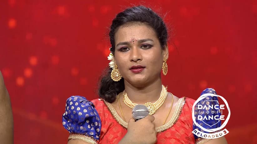 A Captivating Performance by Mohan and Shreya