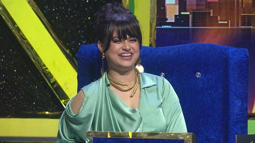 Anushka's Entertaining Comical Act