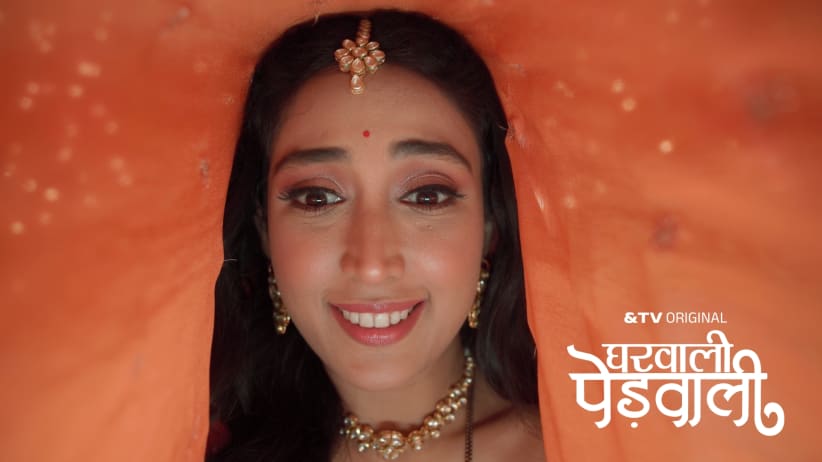 Latika Threatens to Reveal Herself