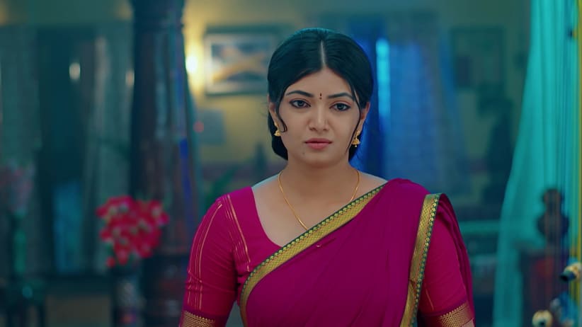 Vishal Is Shaken By His Mother's Situation