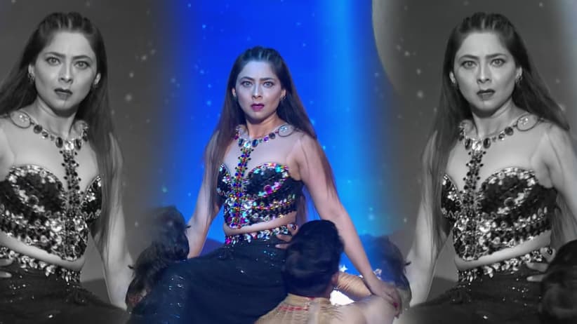 Sonalee Kulkarni's Graceful Dance Moves - Zee Chitra Gaurav 2026