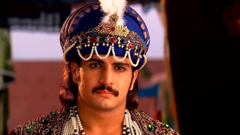 Maham Anga Prays for Jalal | Jodha Akbar