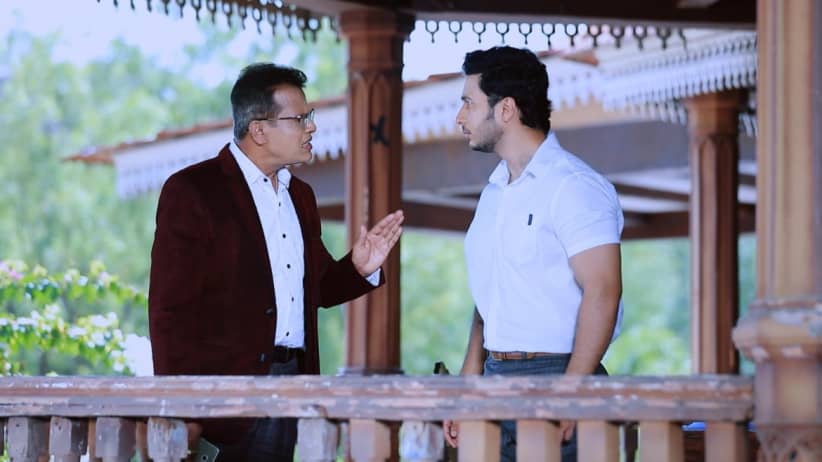 Divya's Behaviour Hurts Karthik