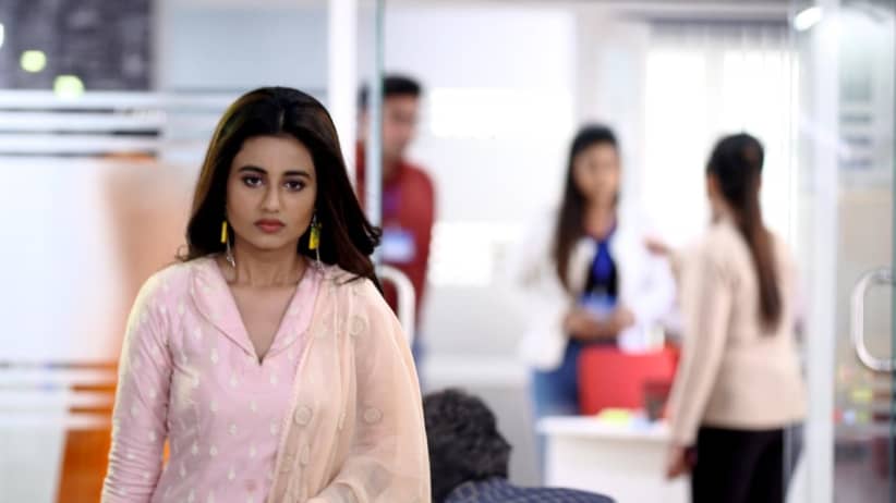 Karna to send a new sari to Radhika - Ki Kore Bolbo Tomay