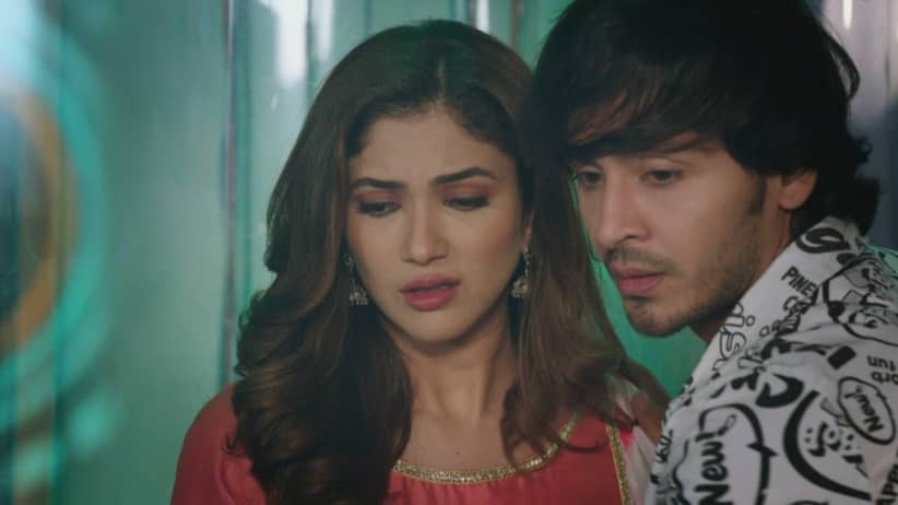 Kaal attacks Randhir - Haiwaan