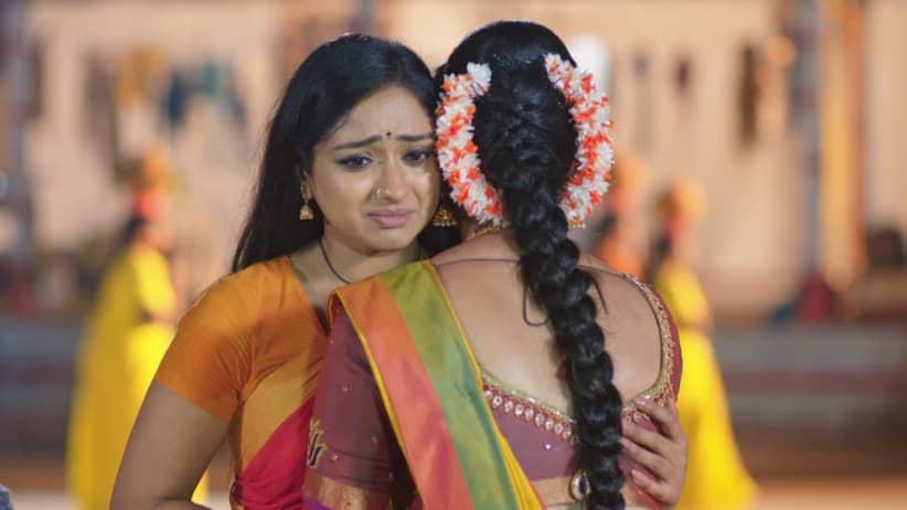 Trinayani saves a child - Trinayani