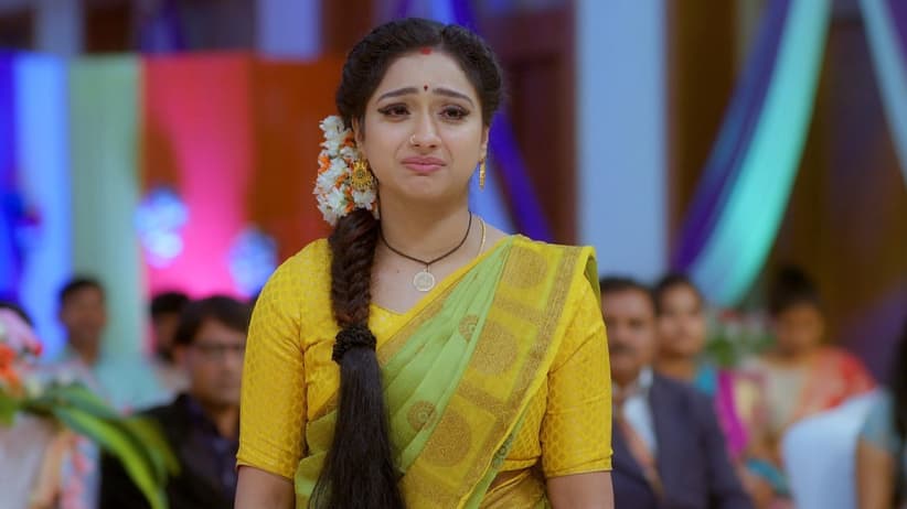 Vishal hurts himself - Trinayani