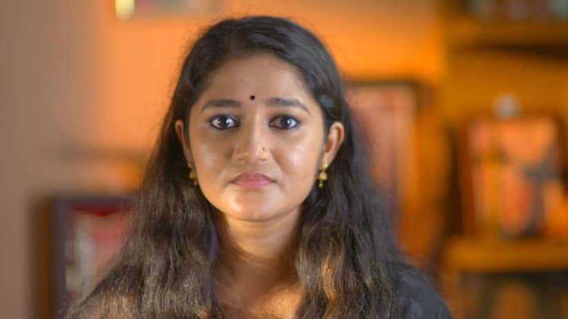 Sudarshanan visits Trivikraman's house - Neeyum Njanum