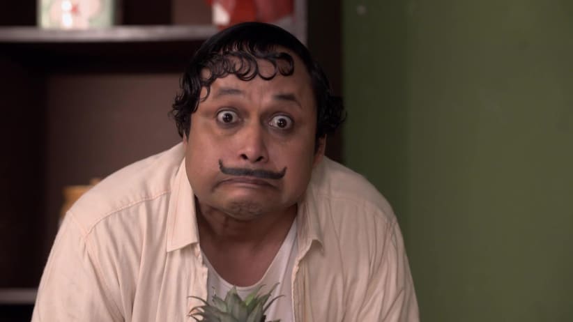 Happu gets rid of the stuck mango seed - Happu Ki Ultan Paltan