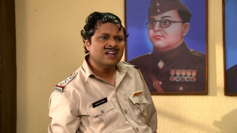 A furious Beni leaves Happu’s house - Happu Ki Ultan Paltan
