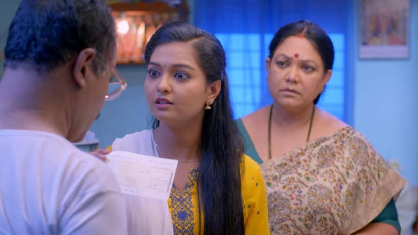 Arya Vardhan gives a blank cheque to Anu - Prema Entha Maduram