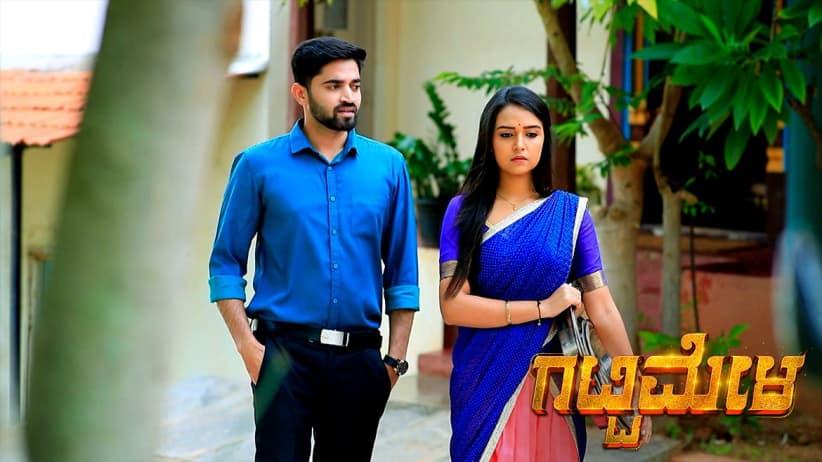 Suhasini tries to strangle Vaijayanti - Gattimela