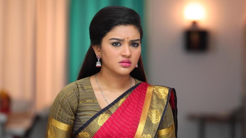 Akhila's decision - Sembaruthi