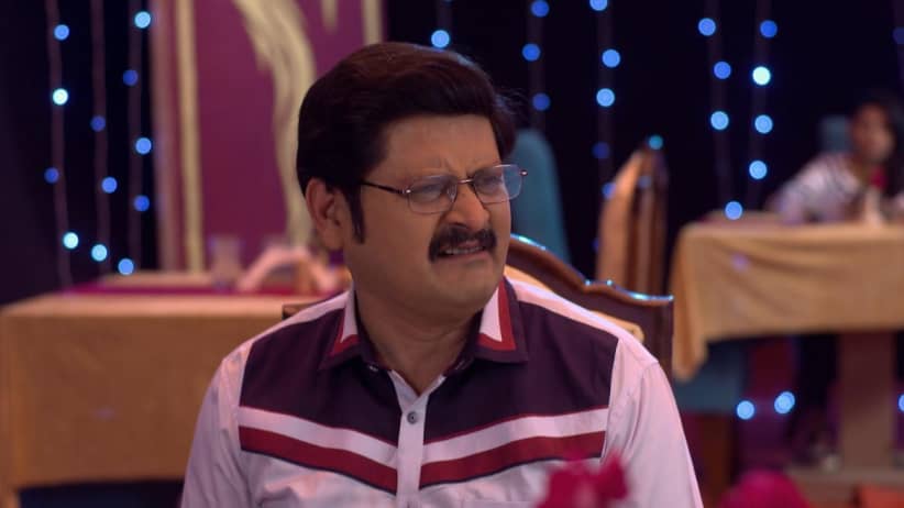 Tiwari's employees go on a strike - Bhabi Ji Ghar Par Hai