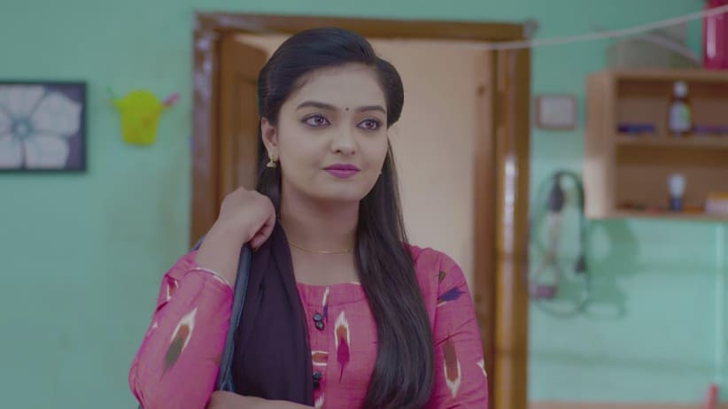Arya Vardhan comes to Anu’s house - Prema Entha Maduram