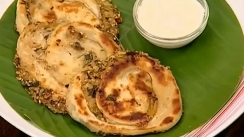 Aamhi Saare Khavayye - Dhaniya Kulcha and Chili Pepper Corn - September 19, 2014