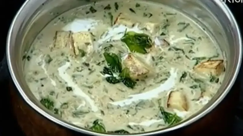 Aamhi Saare Khavayye - Shahi Methi Paneer and Badam Mawa Roll - September 12, 2014
