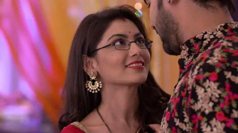 Tanu plots to expose Munni - Kumkum Bhagya