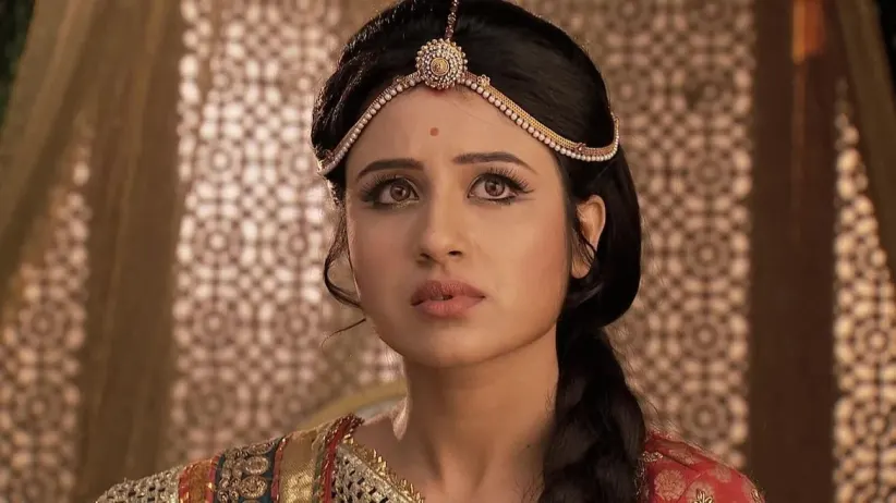 Jodha learns about Mali's plot against Jalal - Jodha Akbar