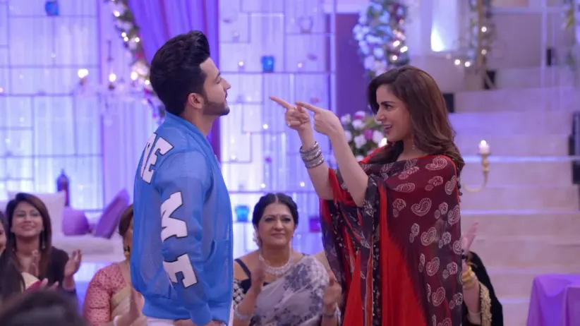 Karan and Preeta's romantic song - Kundali Bhagya Highlights