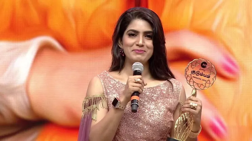 Zee Tamil Kudumbam Viruthugal 2018 - Full Event - October 21, 2018