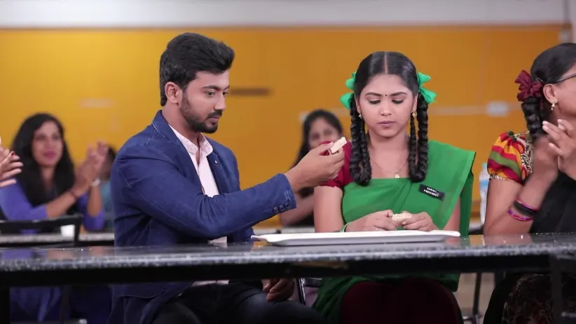 Tara gets angry on seeing Rishi getting close with Kamali - Kamali Highlights