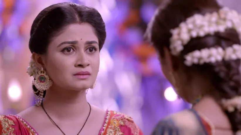 Pragya's confession to Disha stuns Tanu - Kumkum Bhagya