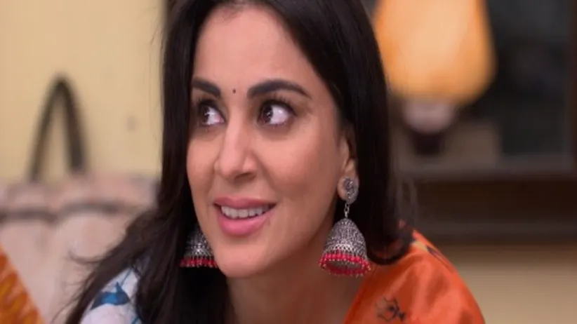 An emotional Preeta embraces Rishabh - Kundali Bhagya