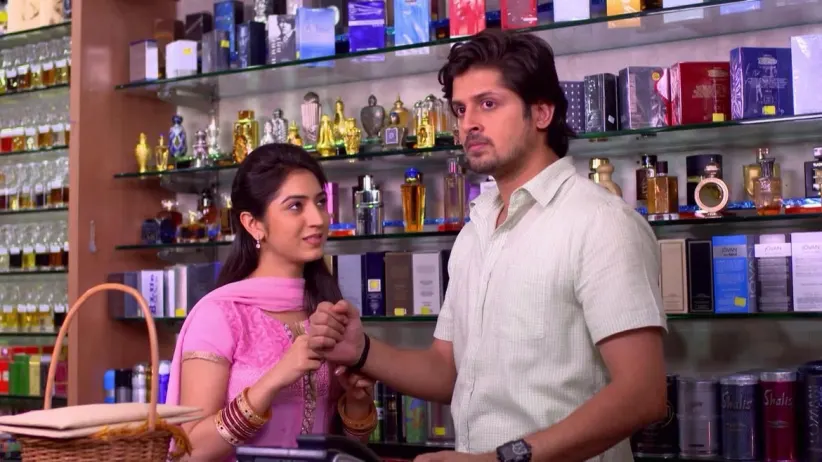 Episode 20 - Narinder Agrees to Bring Jassi to Sharjah