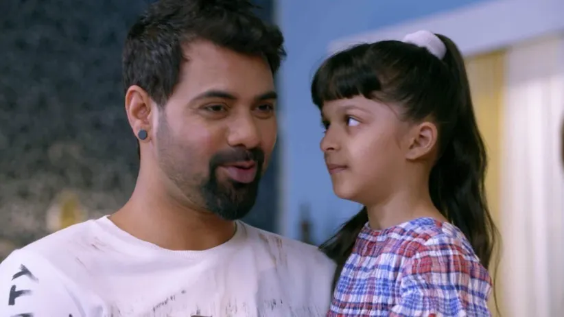 Abhi's words perturb Pragya - Kumkum Bhagya