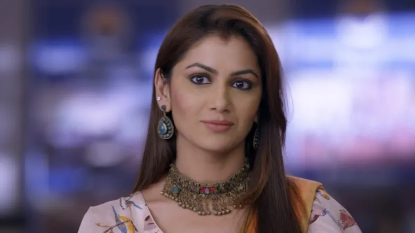 Abhi learns about Pragya and King's marriage - Kumkum Bhagya