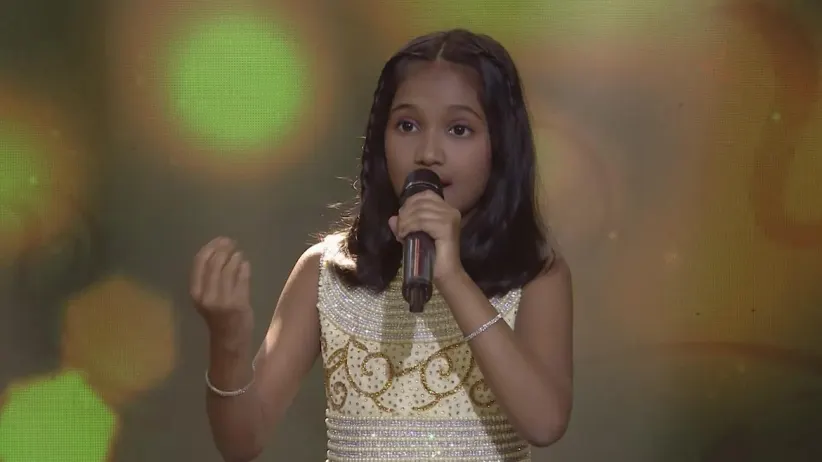 Anjali Gayakwad performs on popular Marathi songs - ZEE Yuva Sanman Highlights