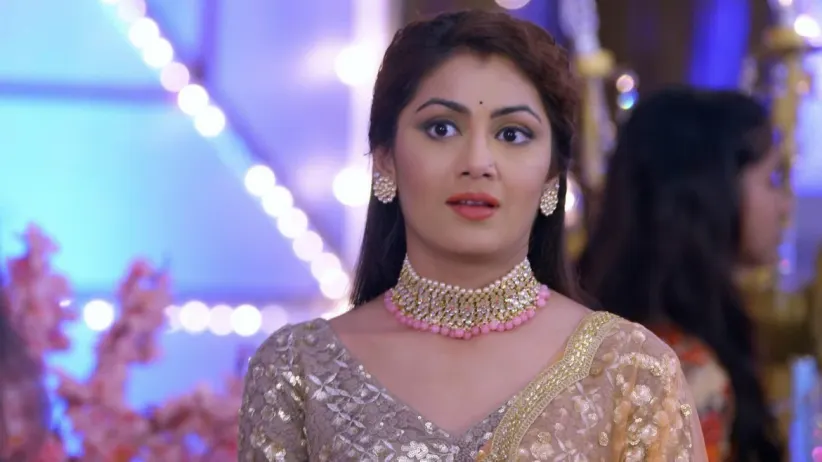 King ponders over his feelings for Pragya - Kumkum Bhagya