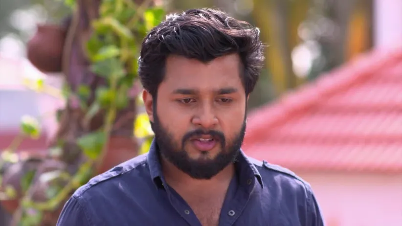 Vilasini reassures Aravind - Chembarathi