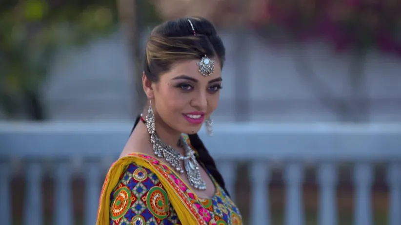 A shape-shifting cobra creates havoc - Bhabi Ji Ghar Par Hai