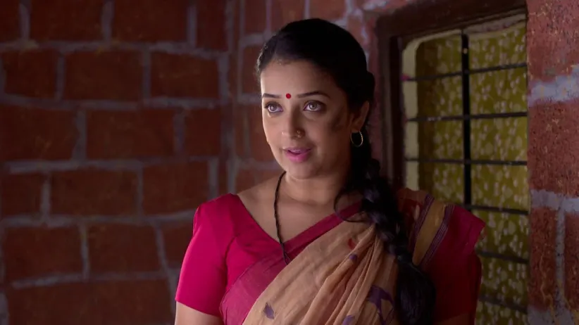 Anna visits Shewanta - Ratris Khel Chale 2
