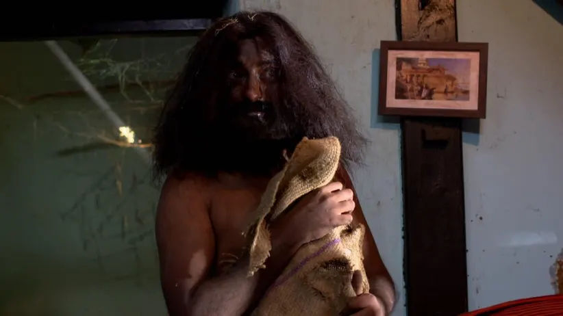 Anna and Shewanta get intimate with each other - Ratris Khel Chale 2