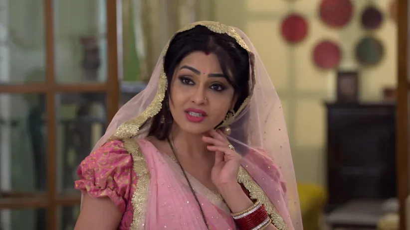 Saxena slaps everyone leaving them shocked - Bhabi Ji Ghar Par Hai