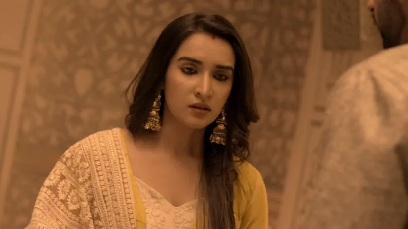 Siya request Mohini for help - Manmohini