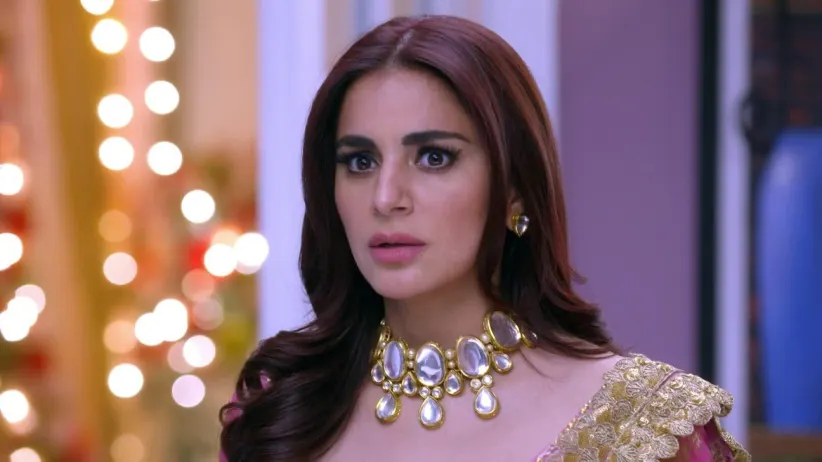 The Luthras and Aroras prepare to trap Monisha - Kundali Bhagya