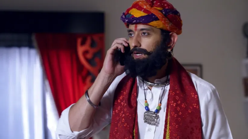 Tanu hires Nikhil to kill Pragya - Kumkum Bhagya Highlights
